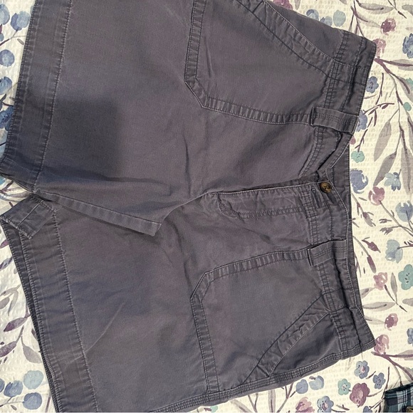 6 Women’s Bermuda Shorts - Picture 6 of 15